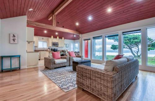 Lincoln City House | Oceans Edge