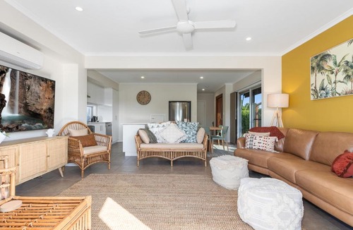 Kingscliff House | Oceans Five Townhouse by Kingscliff Accommodation