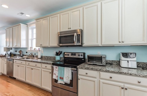 Fenwick Island House | Oceanside 1/2 Block From Beach