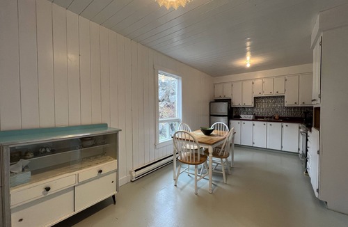 Dunfield Cottage | Oceanside Artists Cottage, Dunfield, Trinity Bay