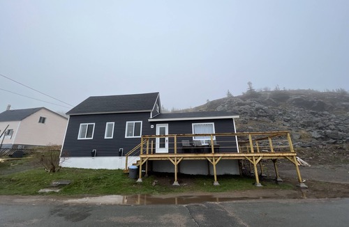 Dunfield Cottage | Oceanside Artists Cottage, Dunfield, Trinity Bay