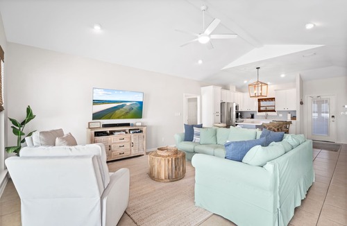 Dauphin Island House | Oceanside - Authentic Gulf Front Experience on Dauphin Island.