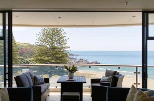 Mount Maunganui Apartment | Oceanside Haven Resort with Luxury Sea Views