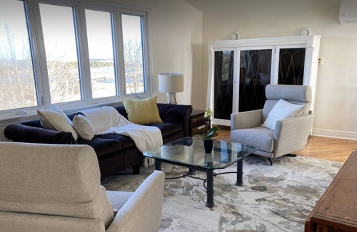 Lawrencetown House | Oceanside Lawrencetown Beach House 2 minutes from beaches