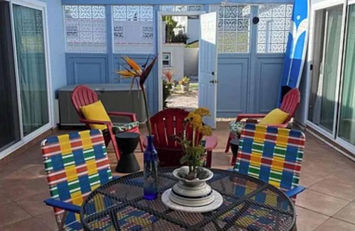Oceana Condo | Oceanside Mid-Century Modern Oasis