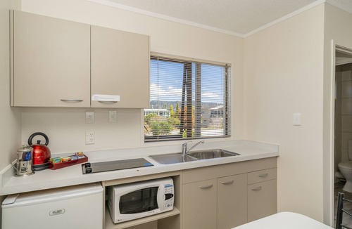 Whitianga Hotel | Oceanside Motel