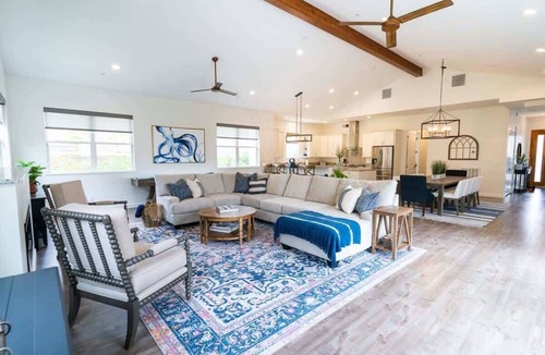 Fire Mountain House | Oceanside Oasis: Fire Mountain Retreat