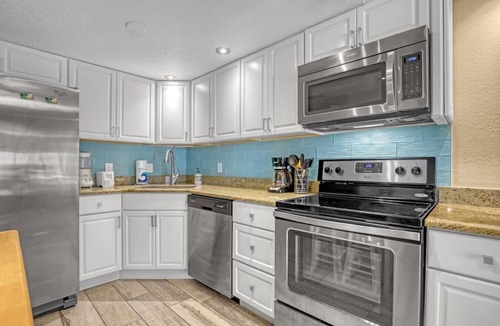 Cape Caneveral Beach Gardens Apartment | Oceanside Oasis | Pool | Rocket Launch | Beachside
