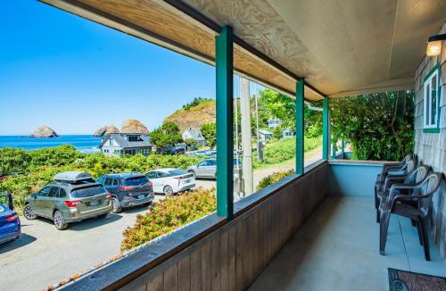 Oceanside Hotel | Oceanside Ocean Front Cabins