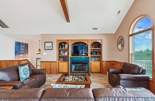 Whalehead Beach House | Oceanside: Private Pool. Hot Tub, Pets Ok. HUGE Gameroom with pool table! Sat.-Sat.