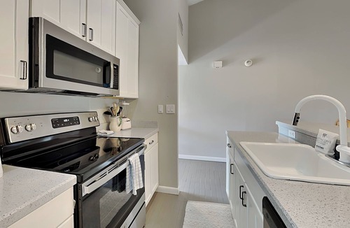 Sawgrass Condo | Oceanside Studio at Sawgrass – Easy Beach to Golf Location + Pool