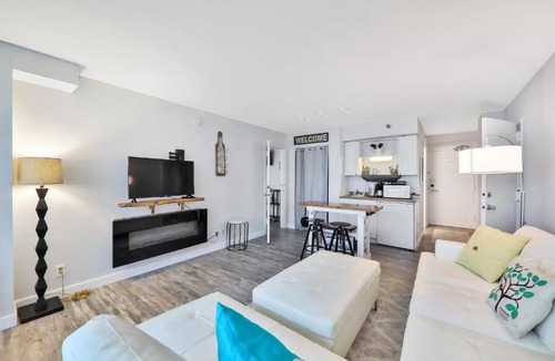 Daytona Beach Hotel | Oceanside