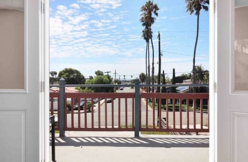 Townsite Villa | Oceanside Yard