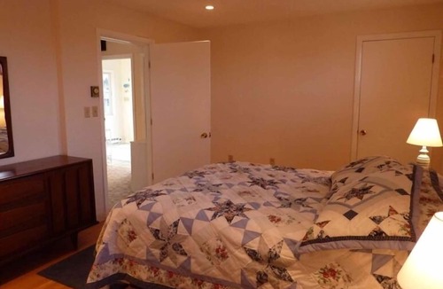 Newbury House | OceanSong on Plum Island