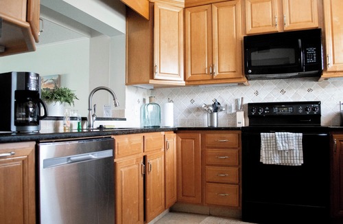 Crescent Beach Condo | Oceanview 2 Bedroom Flat Summerhouse Unit 443