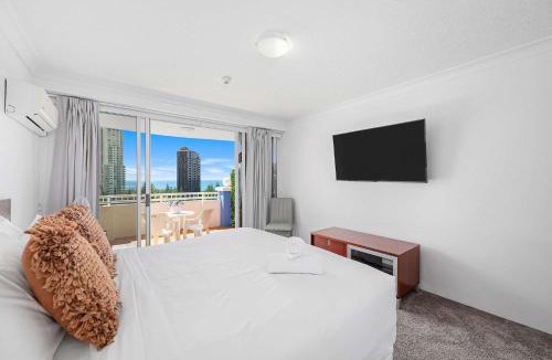 Broadbeach Apartment | Oceanview Apartment In Resort Complex