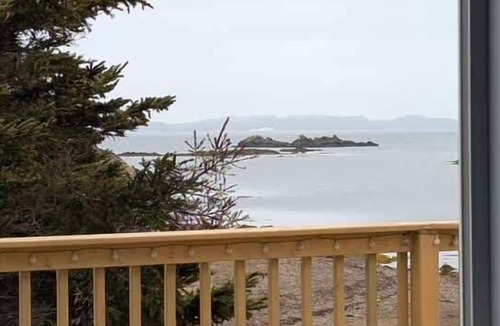 Twillingate House | Oceanview Cottage Sum