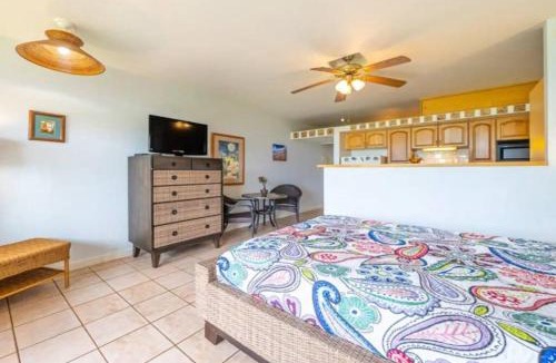 Maunaloa Apartment | Oceanview Moloka'i Studio
