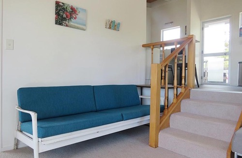 Onetangi House | Oceanview Onetangi