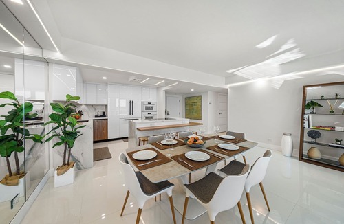 South Beach Condo | Oceanview Private Residence at Roney Palace