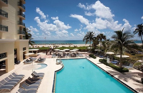 Singer Island Hotel | Oceanview Stay | 1 Unit | Riviera Beach Views
