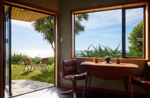 Hapuku Cabin | Oceanview Suite