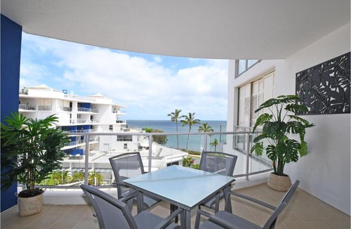 Urangan Apartment | Oceanviews at 403