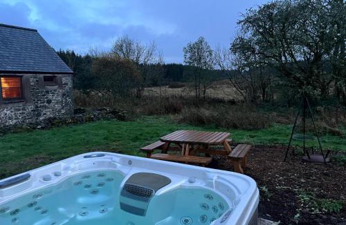 Newton Stewart House | Ochiltree cottage