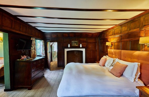 Cuckfield Hotel | Ockenden Manor Hotel & Spa