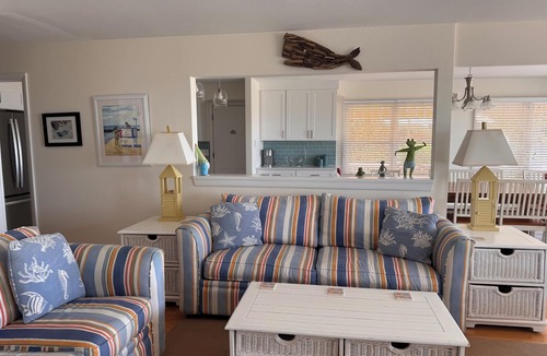 Gold Coast House | OCNJ premier beachfront location, 3 bedroom 2 bath, sleeps 8!