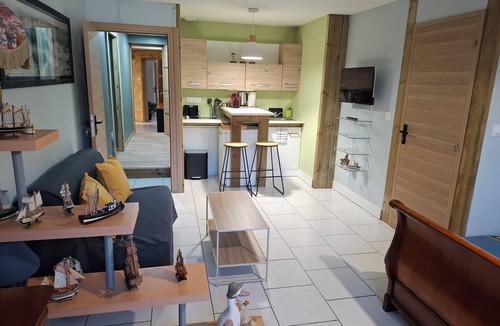 Seclin Apartment | OCOOL LAVIE