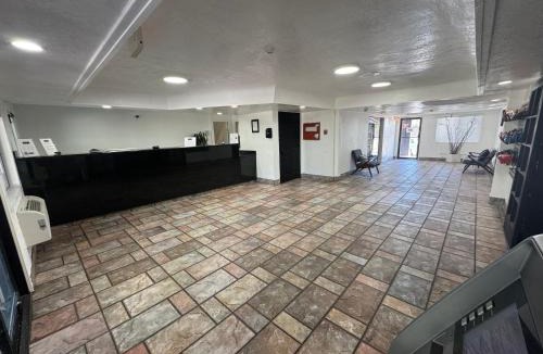 Phoenix Hotel | Ocotillo Apartments & Hotel
