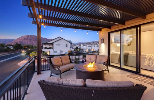 Santa Clara House | Ocotillo Springs Resort 43, Private Pool, Hot Tub, and Mountain Views