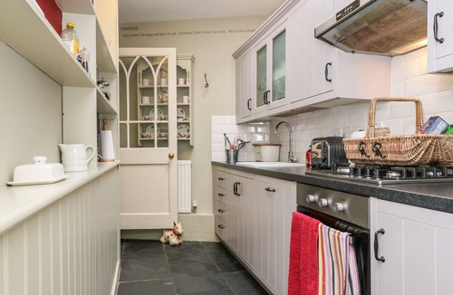 Chalford Cottage | October Cottage