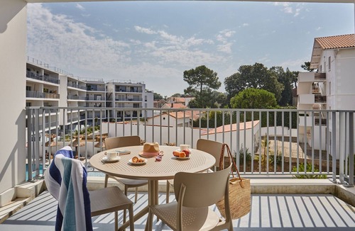 Royan Apartment | Odalys Collection L'Orée du Parc by Interhome