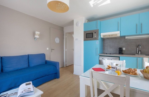 Cabourg Apartment | Odalys Référence Le Domaine des Dunettes by Interhome