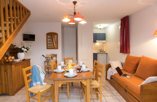 Vallon-Pont-d'Arc House | Odalys Residence Les Sources de Manon