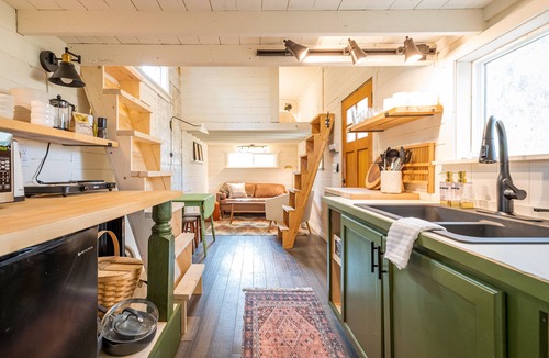 Helena West Side Hotel | Oddfellow Inn & Farm