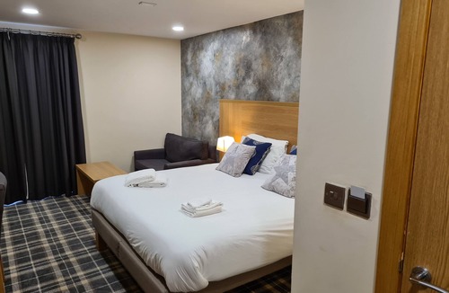 Carlton Hotel | Oddfellows Hotel Bar & Restaurant