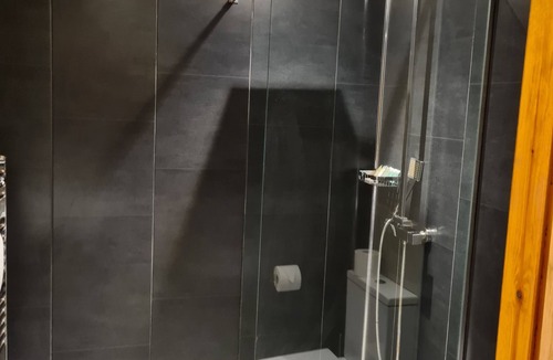 Carlton Hotel | Oddfellows Hotel Bar & Restaurant