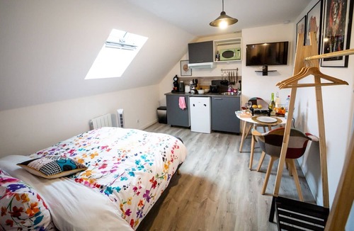 Brequerecque Apartment | 🔆Odelys Confort🔆2nd floor -Old town residence