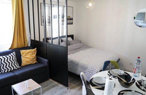 Brequerecque Apartment | 🔆Odelys Confort🔆1st floor -Old town residence
