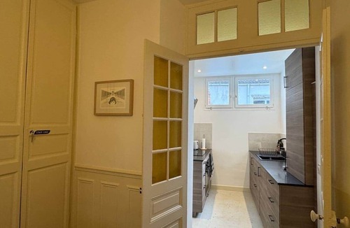 Provins Apartment | Odilon - Elegant suite for 2 - central Provins