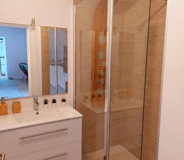 Odos Apartment | Odos Tarbes Très beau T3 avec petite terrasse et pkg