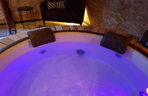 Zegerscappel Bed & Breakfast | Odyssée - Chambre d'hôtes avec spa et sauna privés