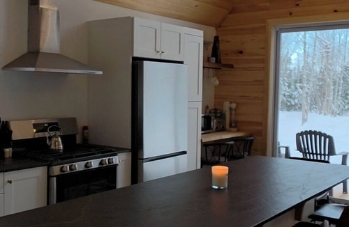 Caraquet Cabin | Off-grid cottage