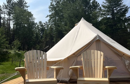 Sioux Narrows Nestor Falls House | Off Grid Glamping Tent with shared Hot tub, and Sauna!