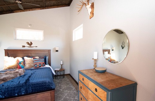 Huntsville Cabin | Off-Grid Glamping Cabin