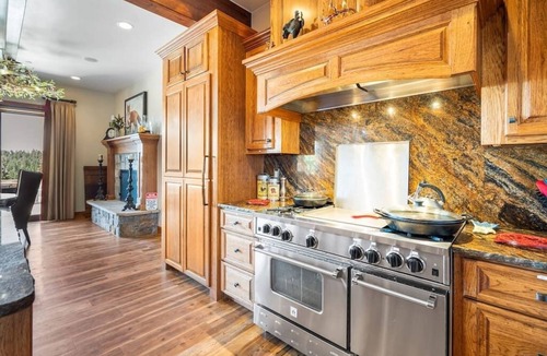 Woodland Park Villa | Off Grid Luxury Experience