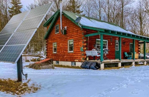 Canaan Cabin | Off Grid Rustic Cabin Deep in the Woods